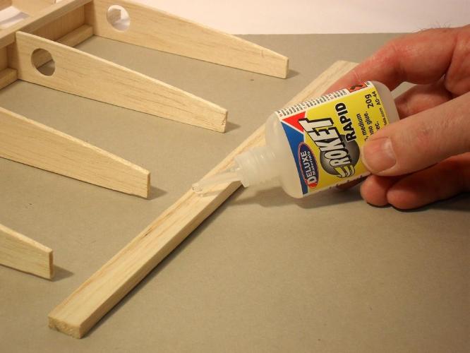 Deluxe Materials Roket Rapid vteřinové lepidlo 20 g