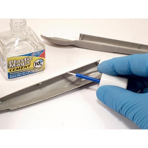 Deluxe Materials Plastic Magic AD83 lepidlo na plasty 10 sec