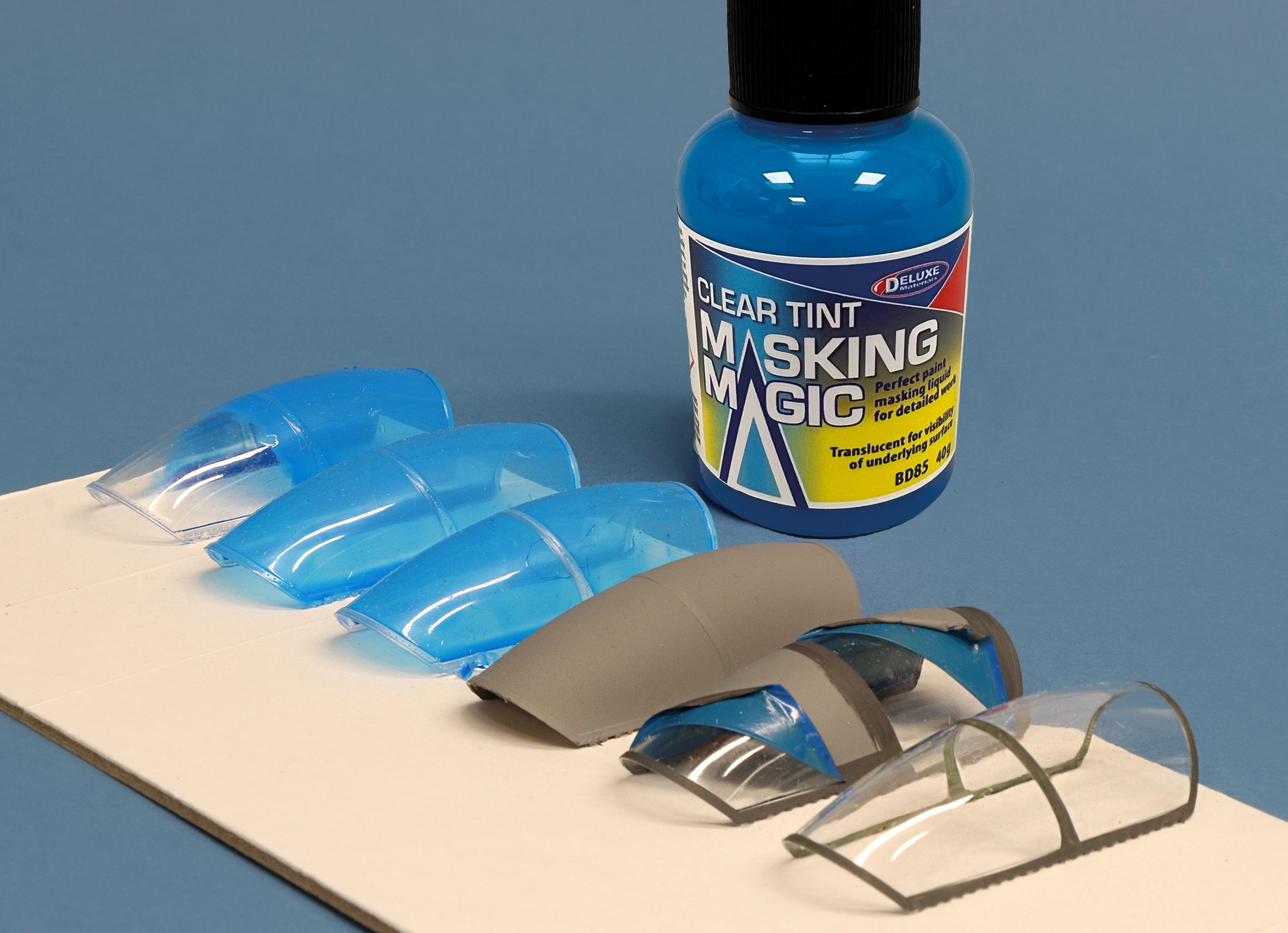 Deluxe Materials Masking Magic maskovací kapalina 40 g