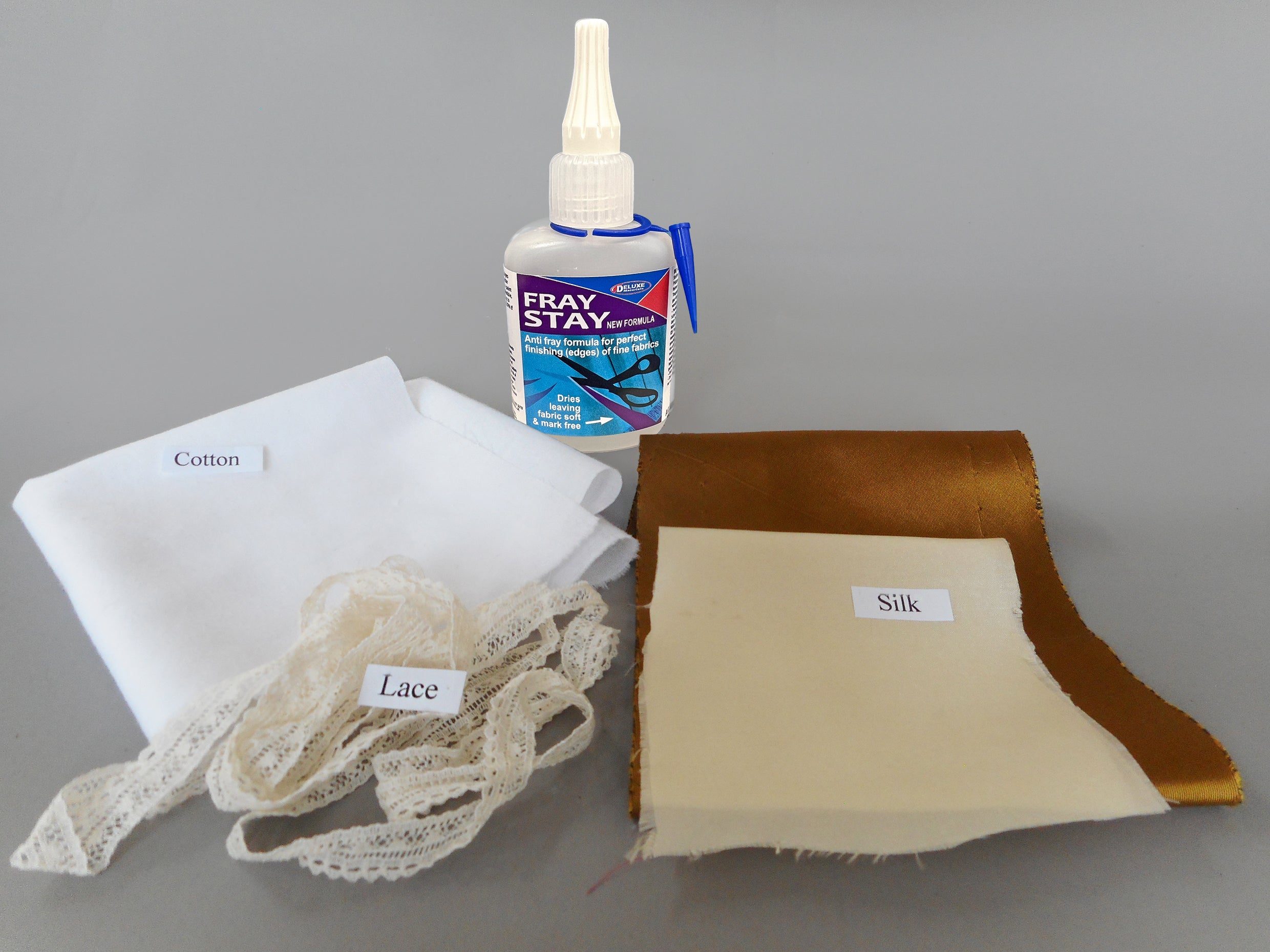 Deluxe Materials Fray Stay AD30 fixátor 50 ml na textil