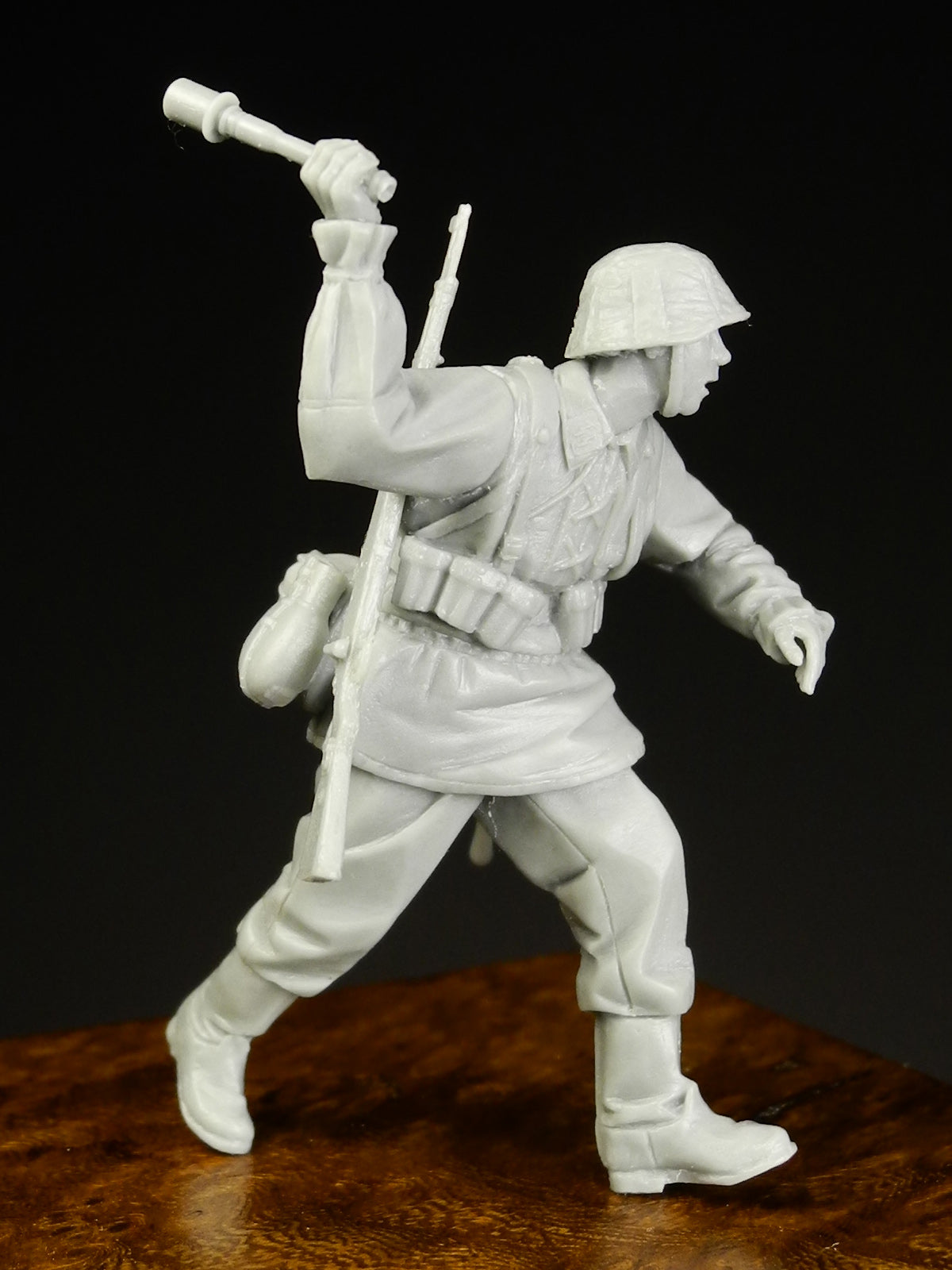 Rado Miniatures RDM35040 resinová figurka 1/35 1 kus