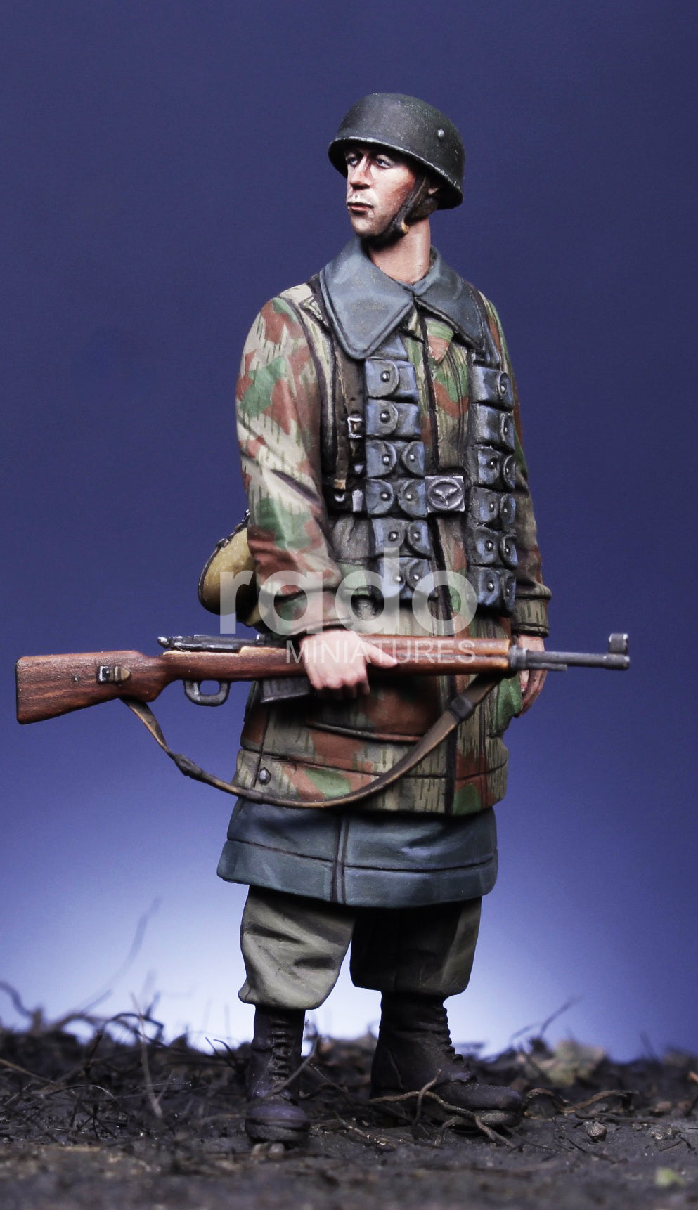 Rado Miniatures RDM35053 resinová figurka 1/35 Fallschirmjäger