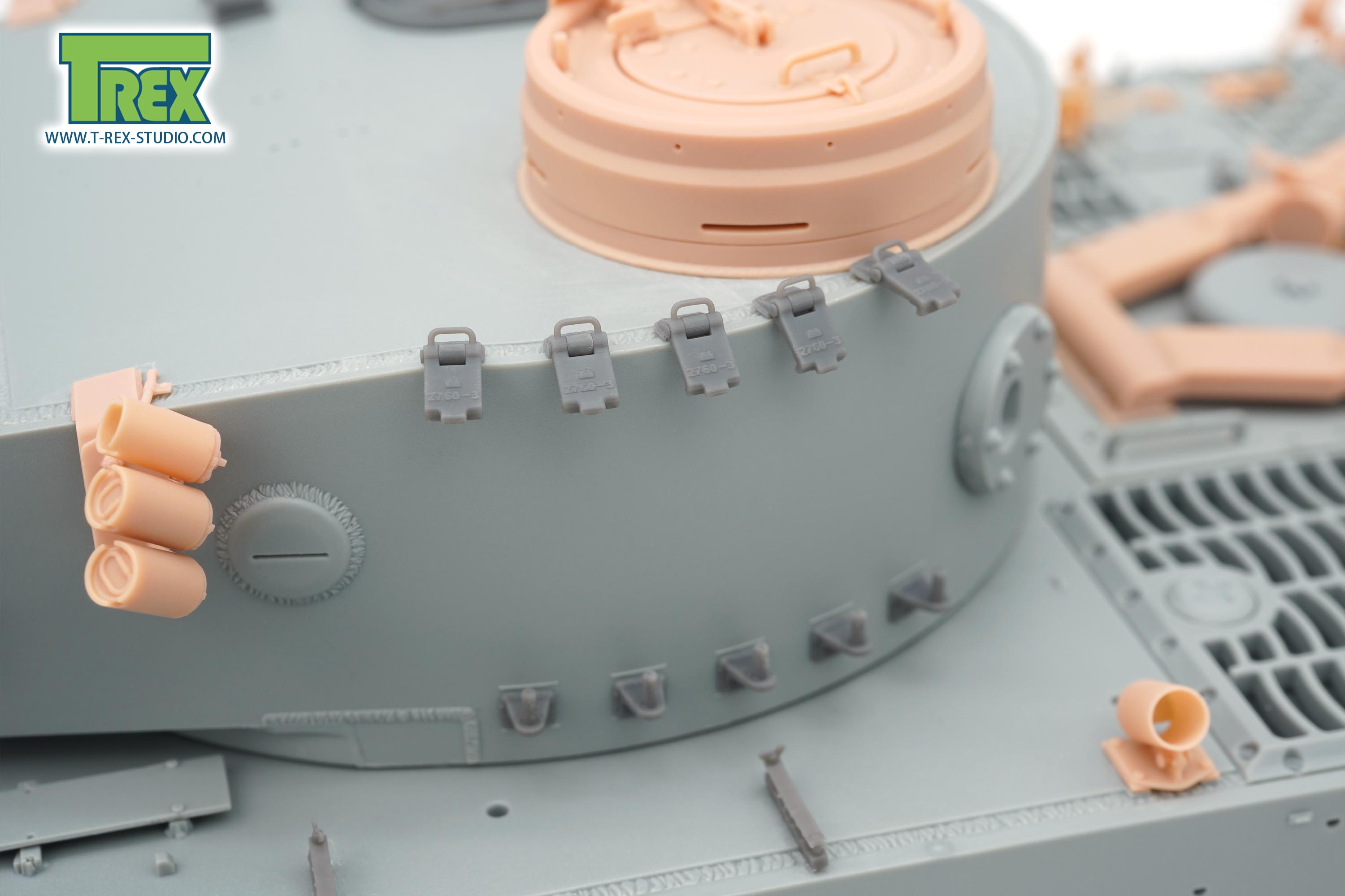T-Rex Studio TR35200-1 držák náhradních pásů Tiger I 1/35