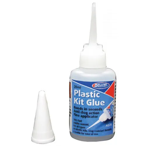 Deluxe Materials Plastic Kit Glue AD70 lepidlo na modely 20 ml