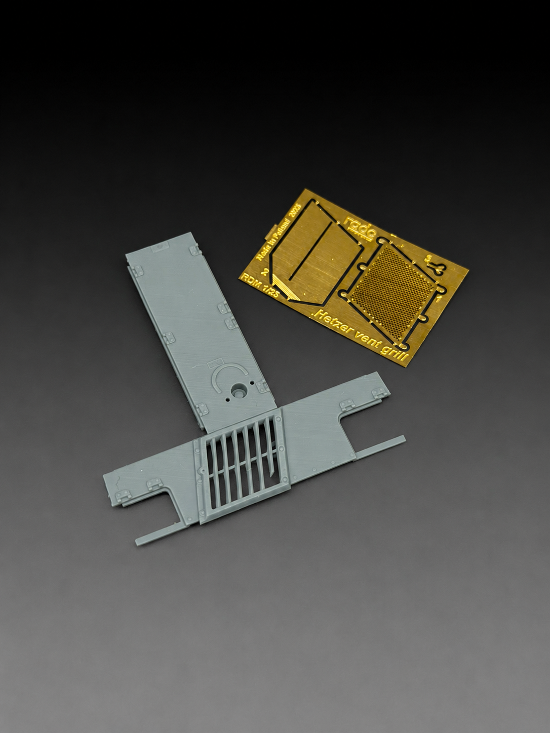 Rado Miniatures RDM35S80 konverze Flammhetzer 1/35