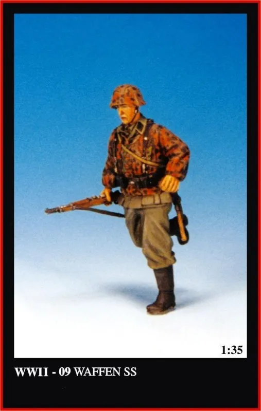 Friulmodel WWII-09 Waffen SS běžící figurka 1/35