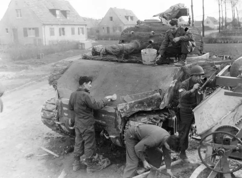 Rado Miniatures RDM35S08 doplněk betonový pancíř Sherman