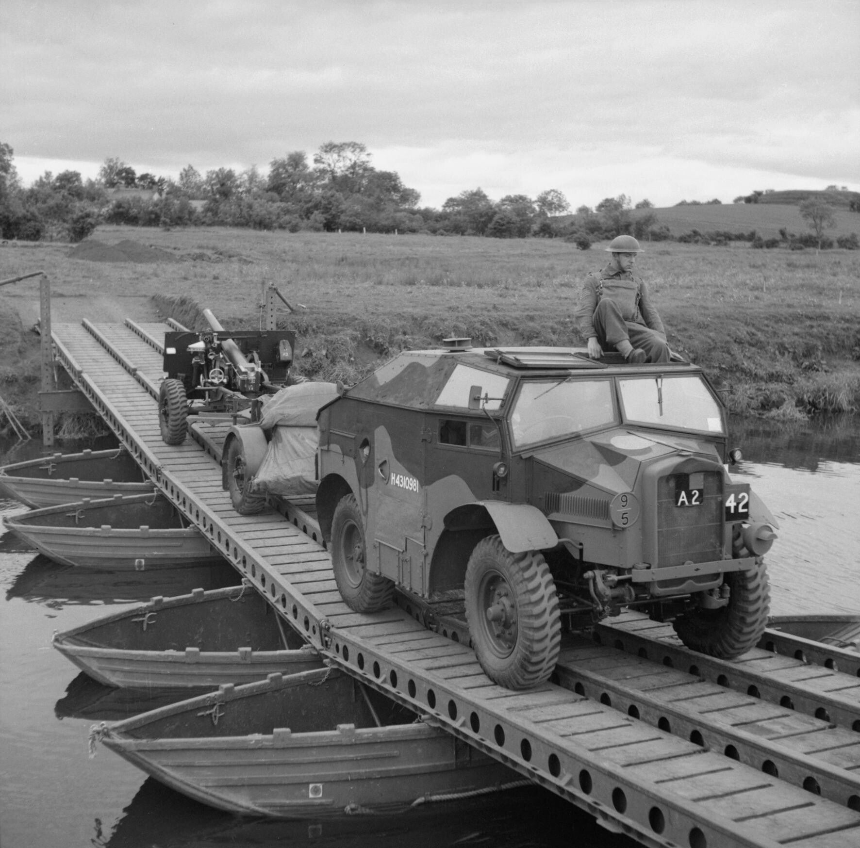 Rado Miniatures RDM35S20 kola Morris C8 FAT 1/35 5 kusů