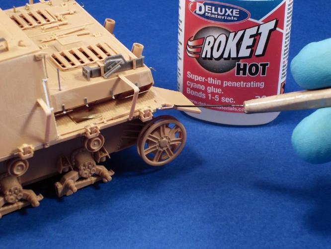 Deluxe Materials Roket Hot vteřinové lepidlo 20 g