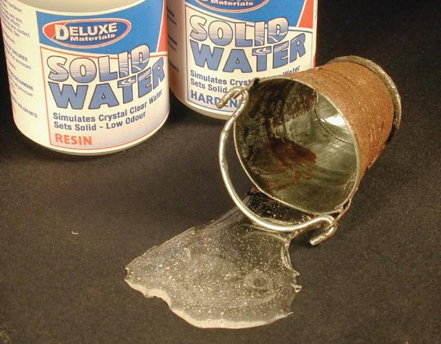 Deluxe Materials Solid Water pryskyřice na vodu 90 ml