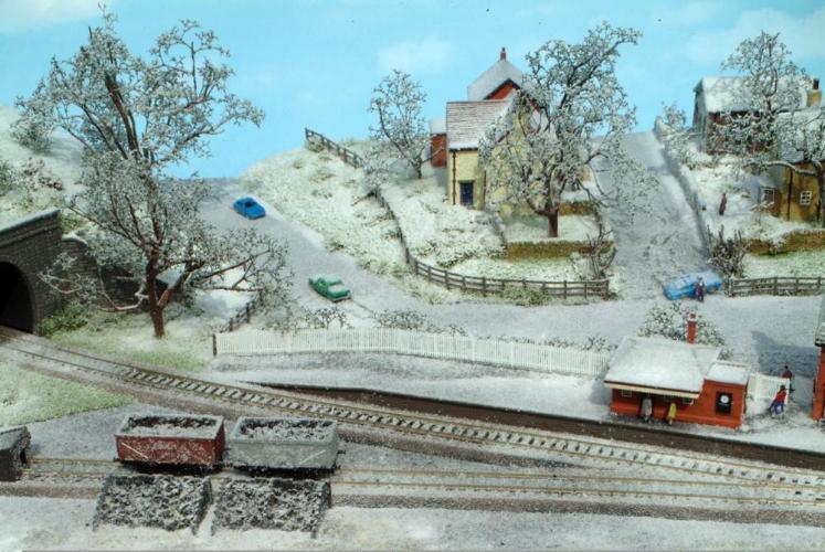 Deluxe Materials Scenic Snow Kit sada sněhu