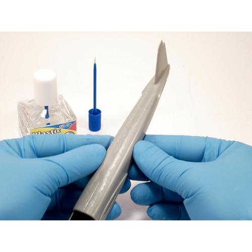 Deluxe Materials Plastic Magic AD83 lepidlo na plasty 10 sec