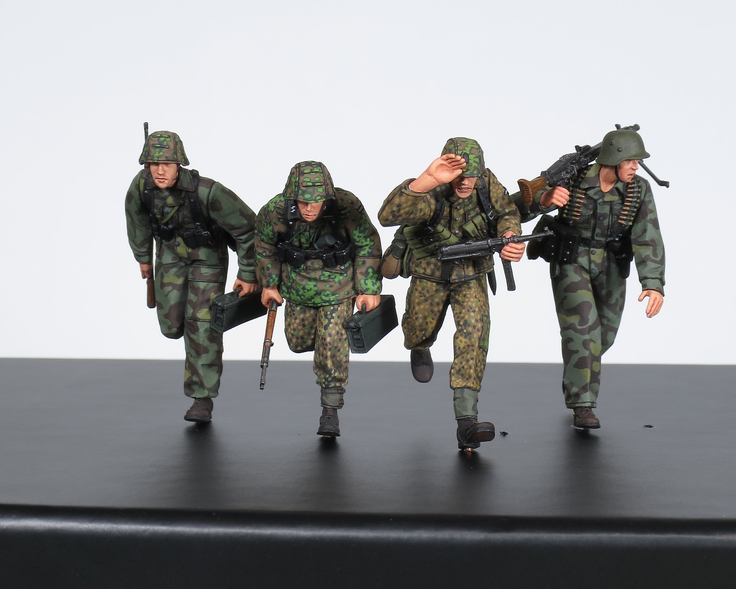 Rado Miniatures RDM35064 figurky Normandie 1/35 limit 99 ks MG42