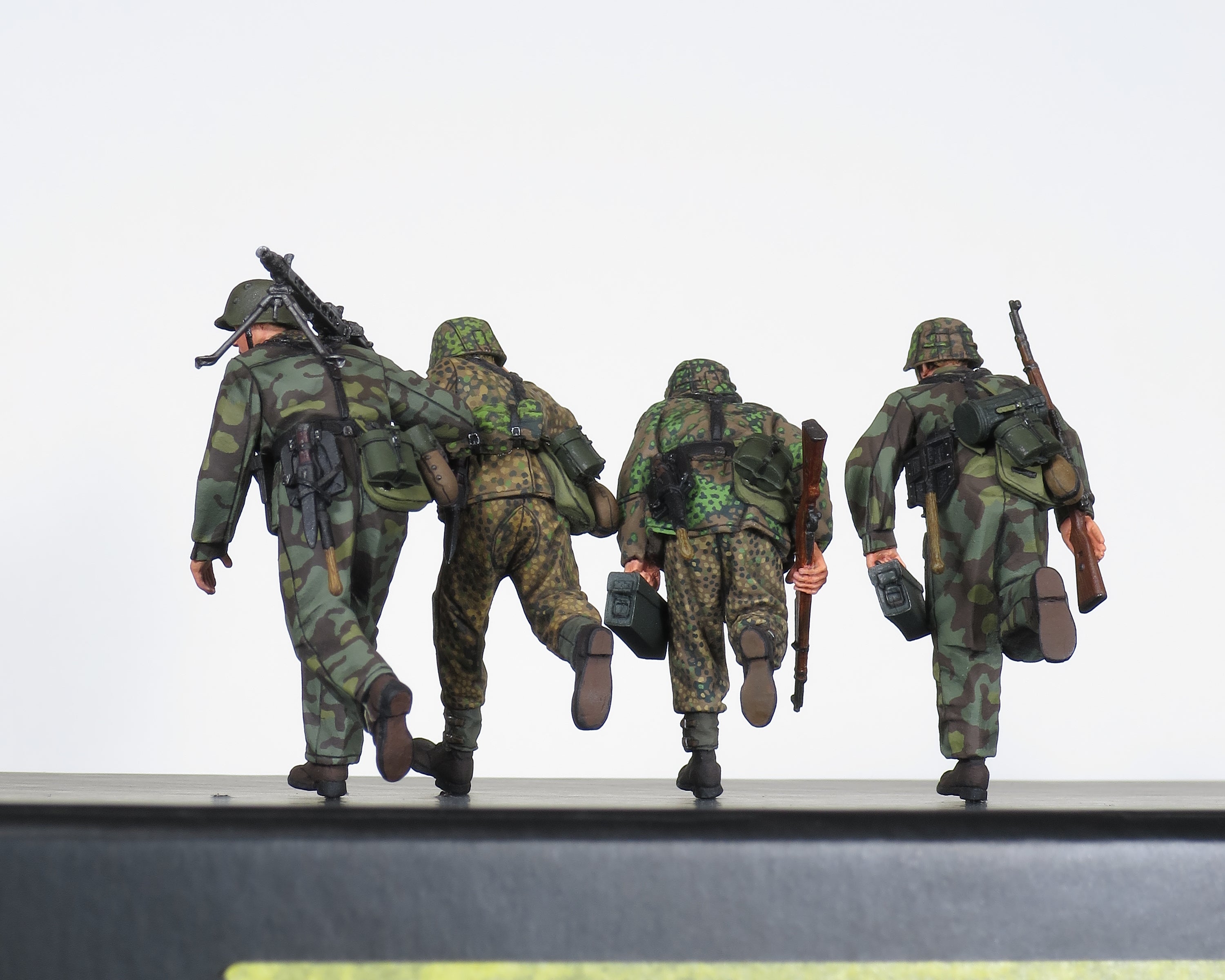 Rado Miniatures RDM35064 figurky Normandie 1/35 limit 99 ks MG42