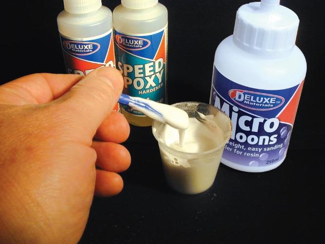 Deluxe Materials Microballoons BD15 plnivo do pryskyřice 250 ml
