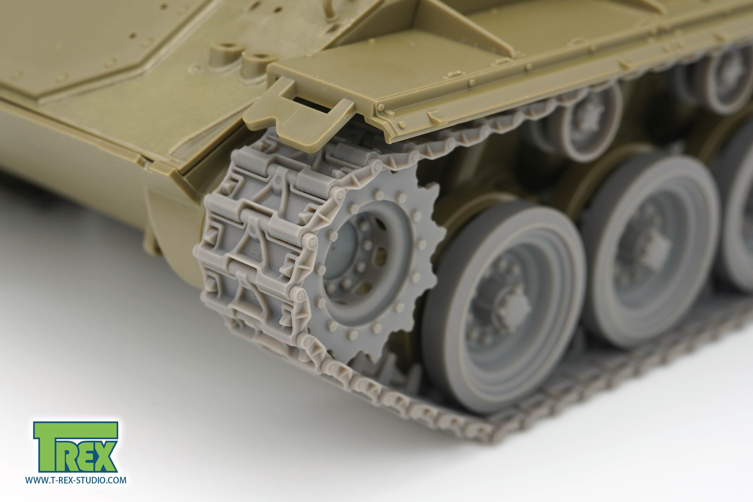 T-Rex Studio TR35236 pojezd M24 Chaffee 1/35 Tamiya