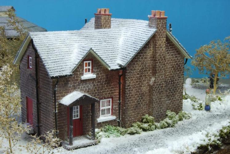Deluxe Materials Scenic Snowflakes modelový sníh 500 ml sypký