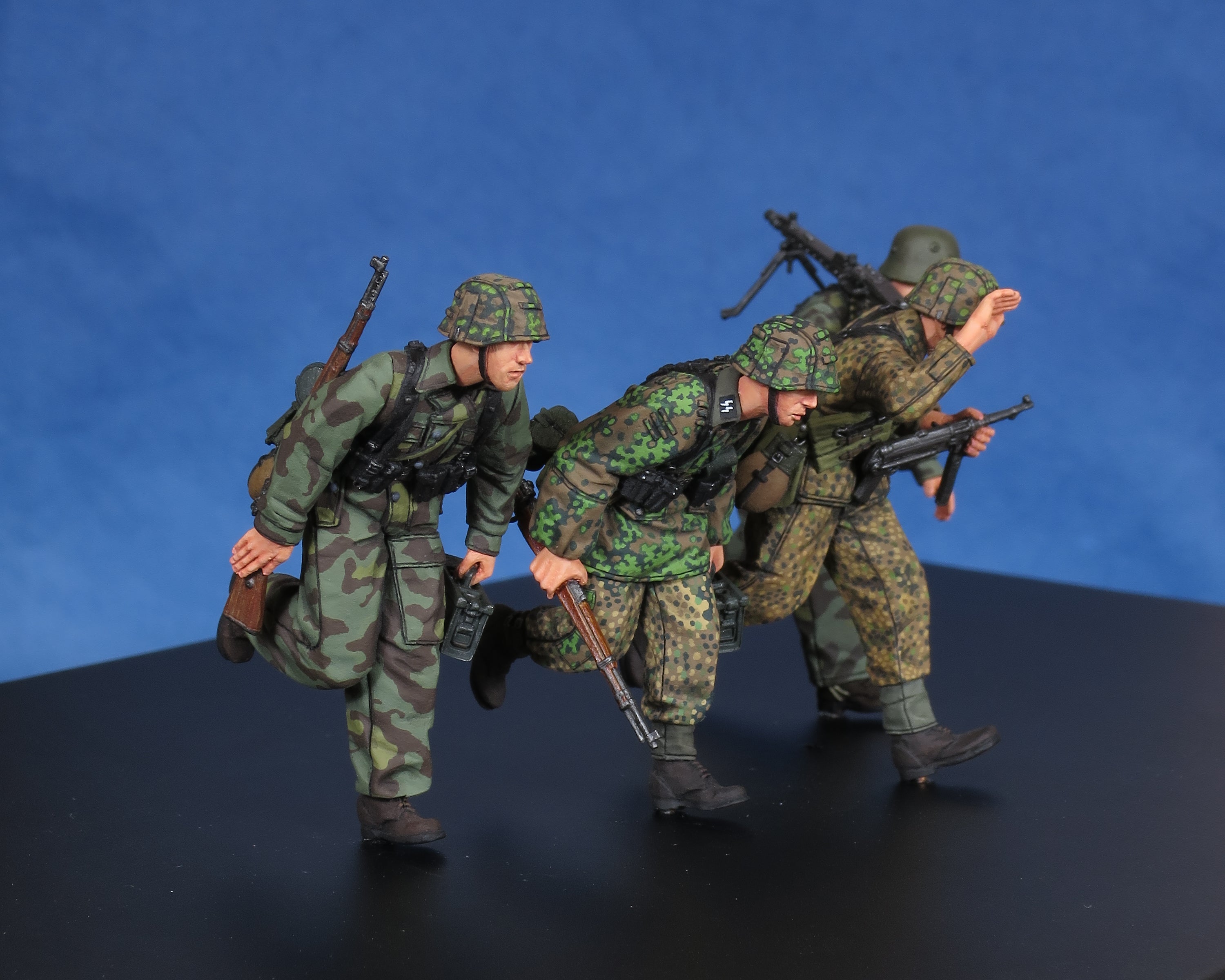 Rado Miniatures RDM35064 figurky Normandie 1/35 limit 99 ks MG42