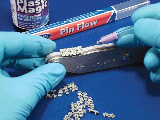 Deluxe Materials Pin Flow aplikátor lepidla jehlový
