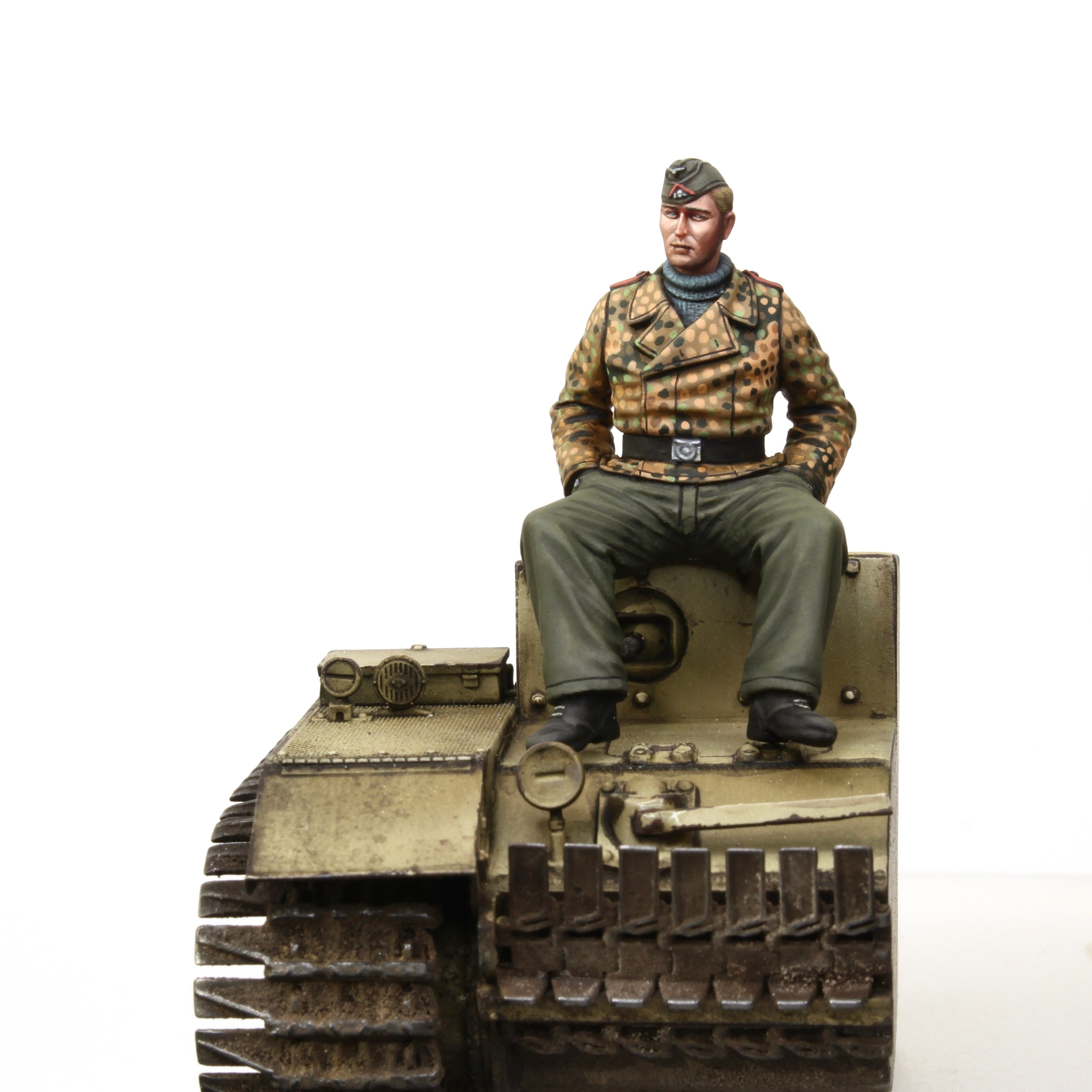 Rado Miniatures 35066 figurka tankista W-SS 1/35