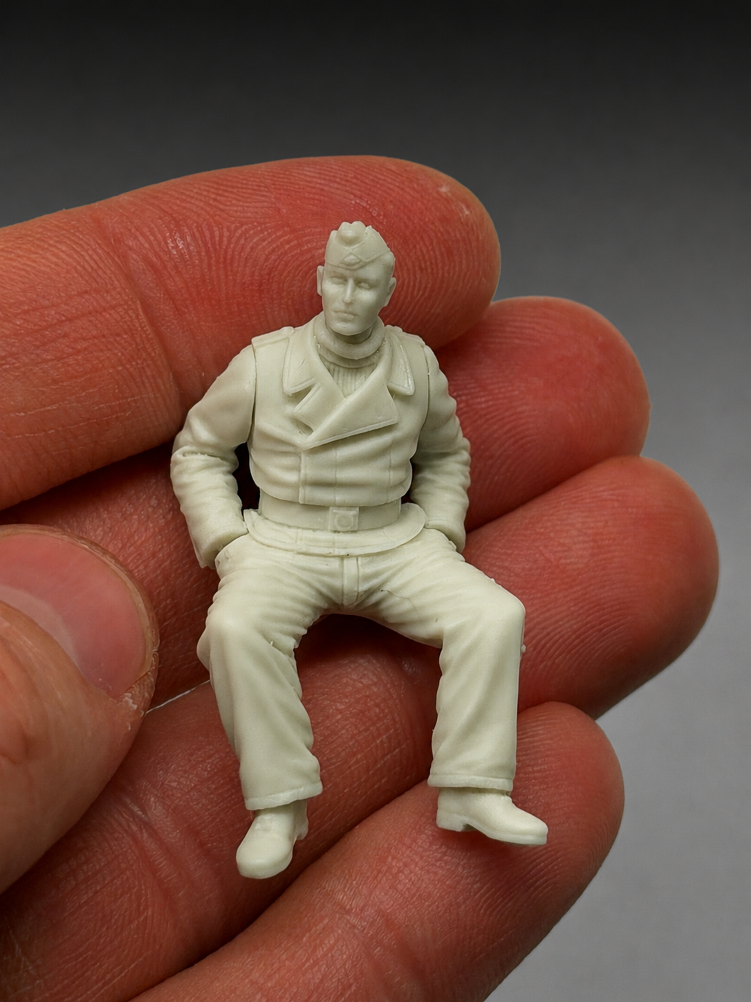 Rado Miniatures 35066 figurka tankista W-SS 1/35