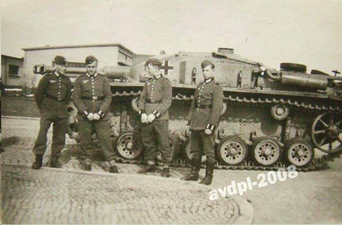 Rado Miniatures RDM35S10 StuG III filtry 1/35 Tropen