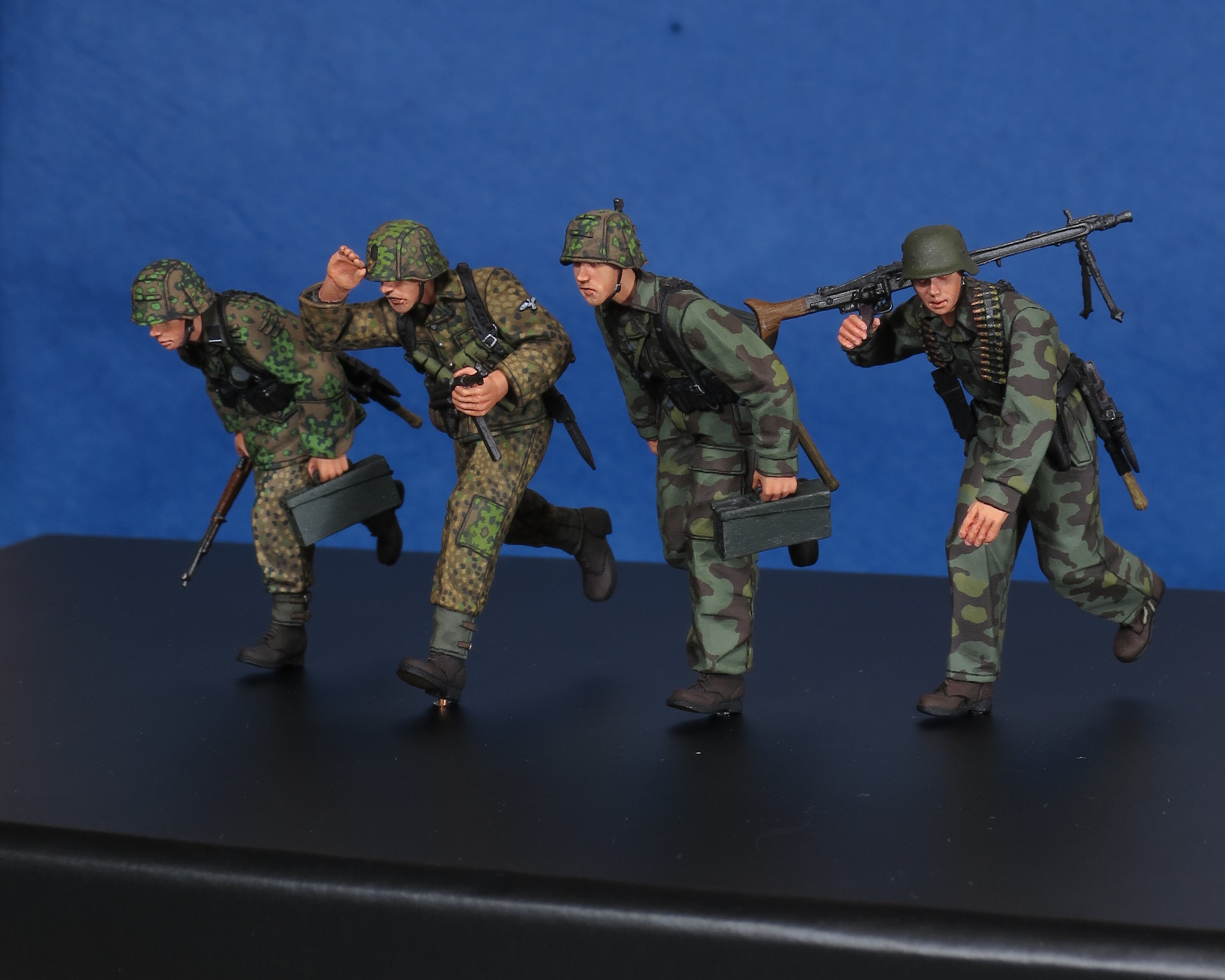 Rado Miniatures RDM35064 figurky Normandie 1/35 limit 99 ks MG42
